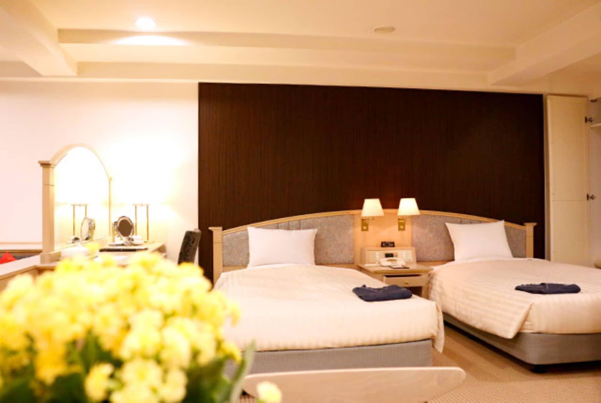 Hotel Cypress קארויזאווה מראה חיצוני תמונה