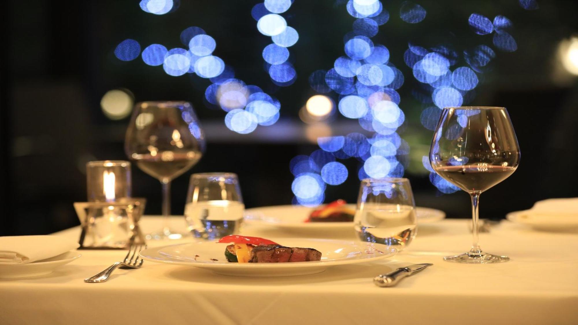 Hotel Cypress קארויזאווה מראה חיצוני תמונה