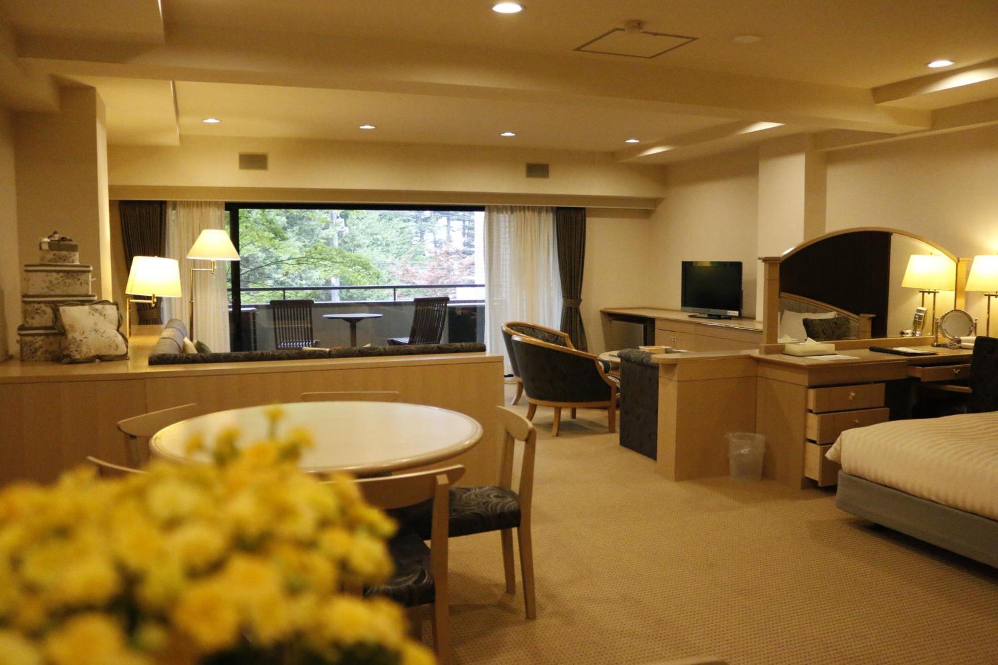 Hotel Cypress קארויזאווה מראה חיצוני תמונה