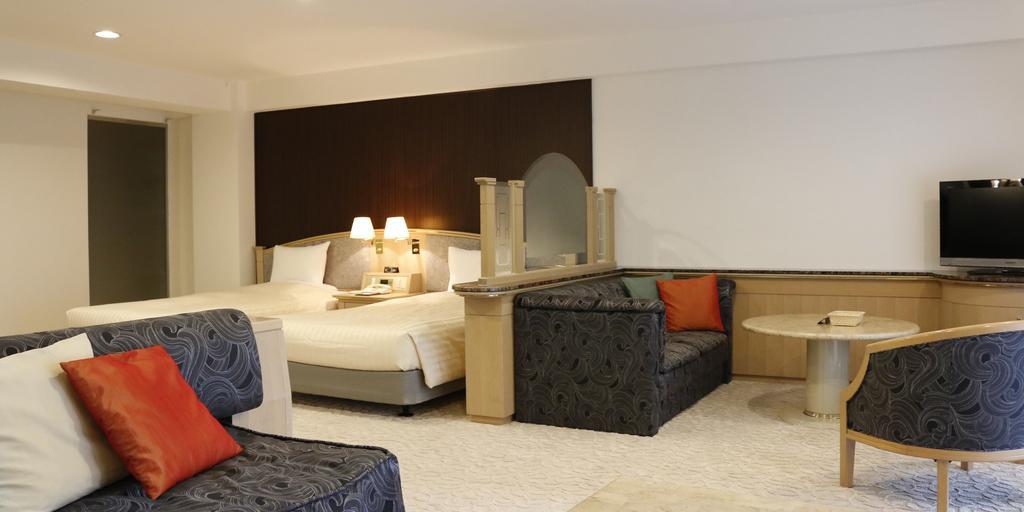 Hotel Cypress קארויזאווה מראה חיצוני תמונה