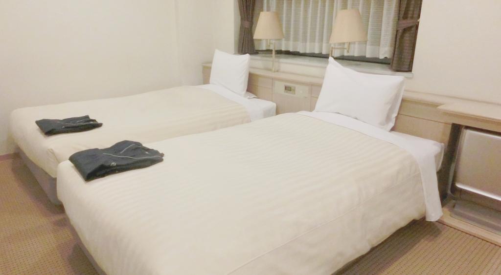 Hotel Cypress קארויזאווה מראה חיצוני תמונה