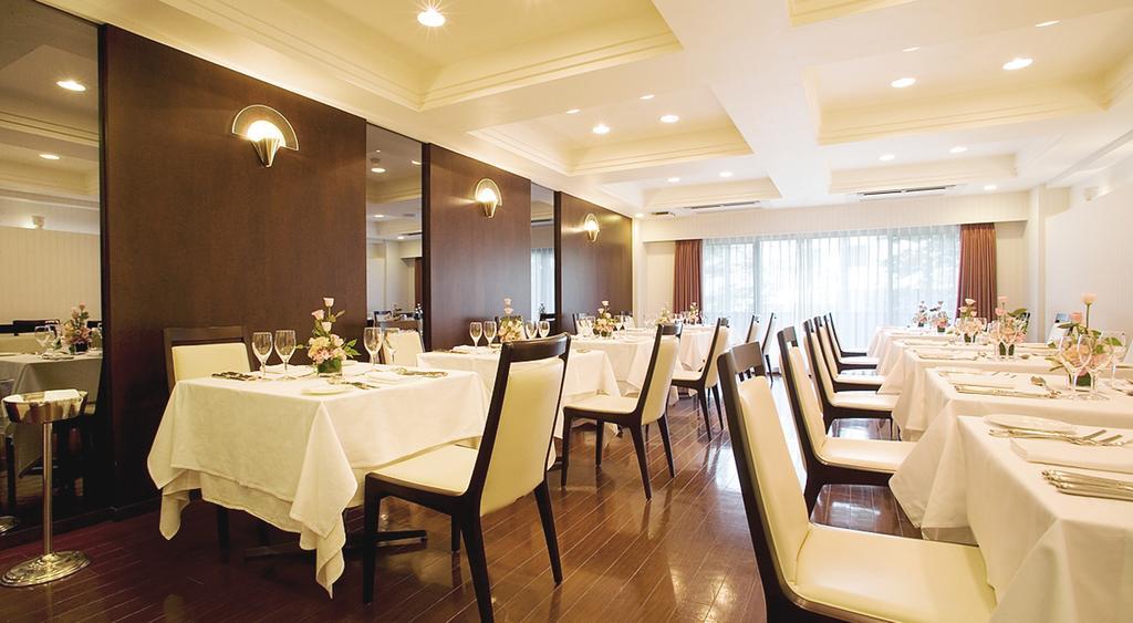 Hotel Cypress קארויזאווה מראה חיצוני תמונה